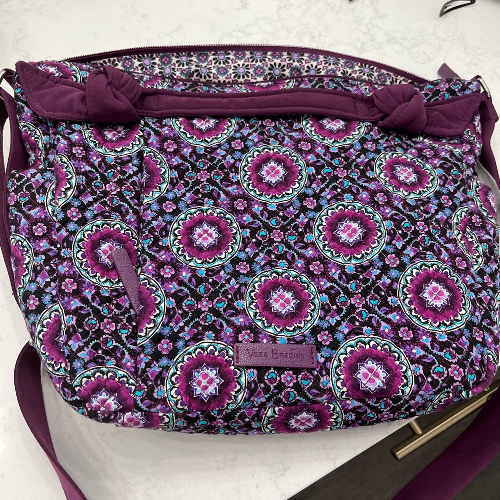 Roomy crossbody